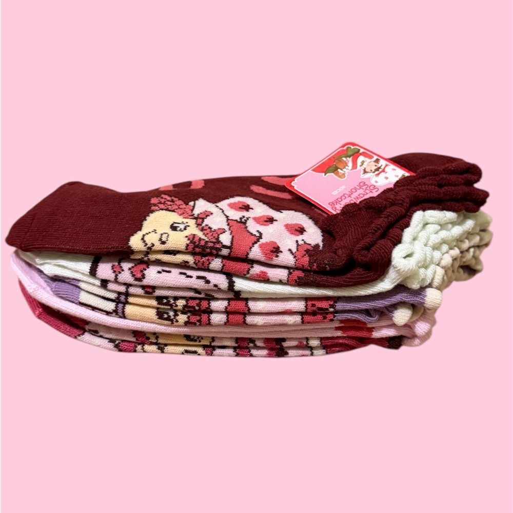 NWT Strawberry Shortcake Socks (5 Pairs)